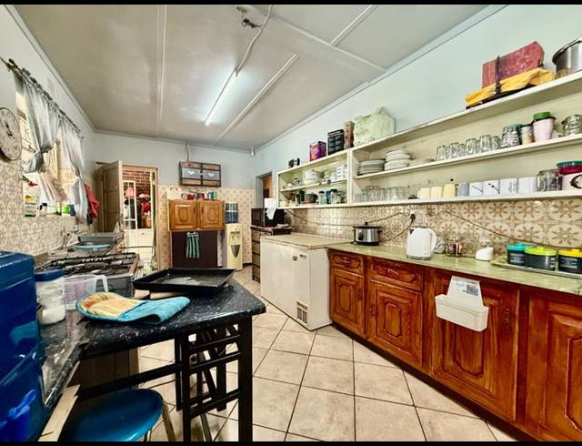 3 BEDROOM HOUSE FOR SALE IN VANDERBIJLPARK CW 5